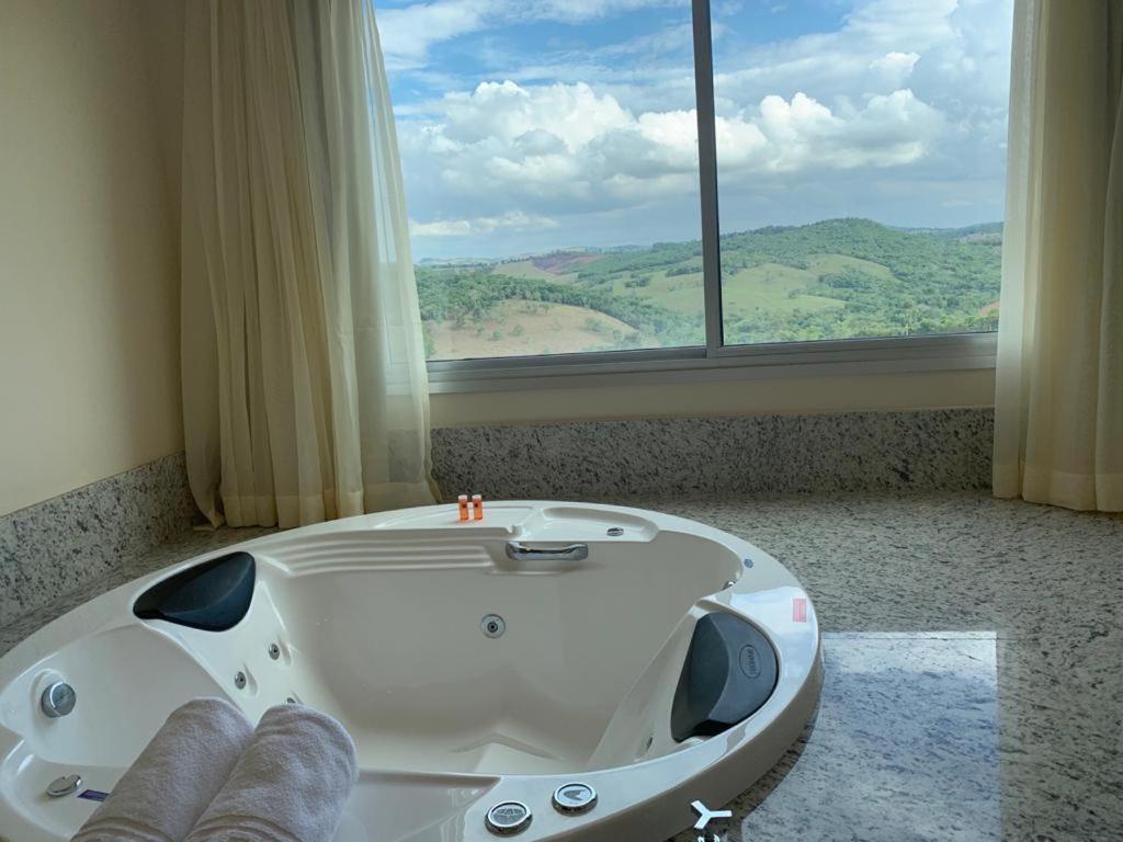Hotel Mirante Sao Bras São Brás do Suaçuí Extérieur photo